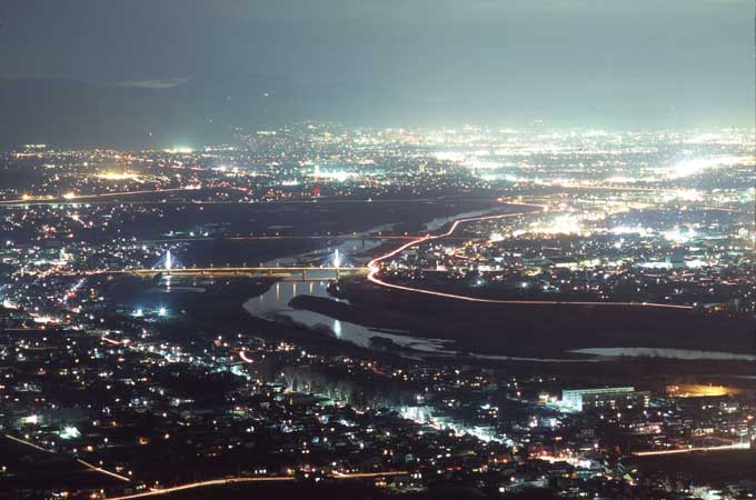 夜景ツアーは見逃せない